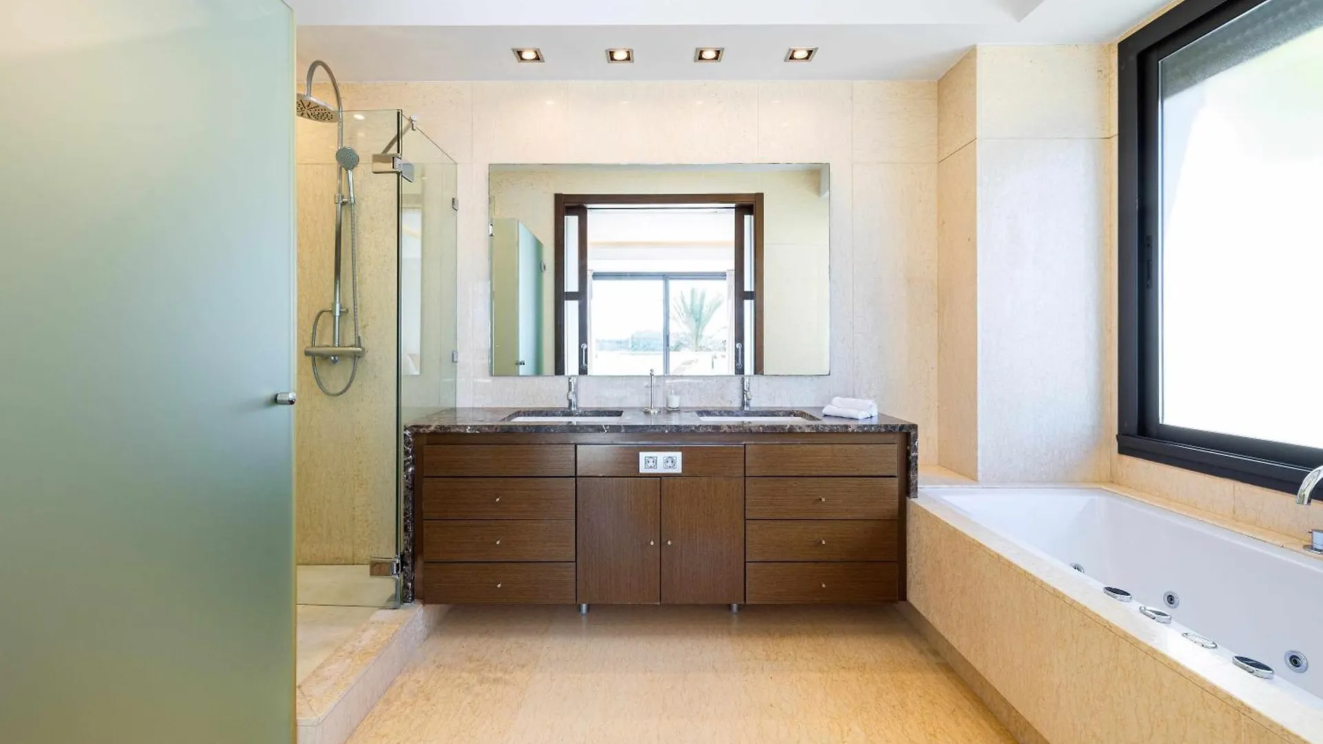 Marbella Heights Apartment